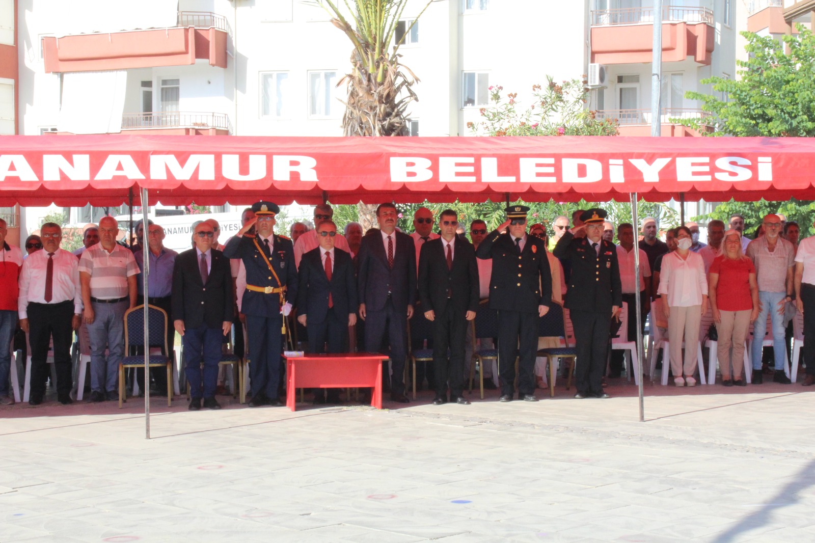30 Ağustos Zafer Bayramı Cumhuriyet Meydanına Çelenk Sunma Töreni İle Kutlandı