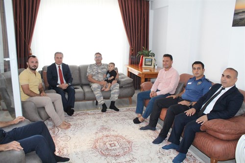 Kaymakam BOZDEMİR 19 Eylül Gaziler Günü Münasebetiyle Gazileri Ziyaret Etti